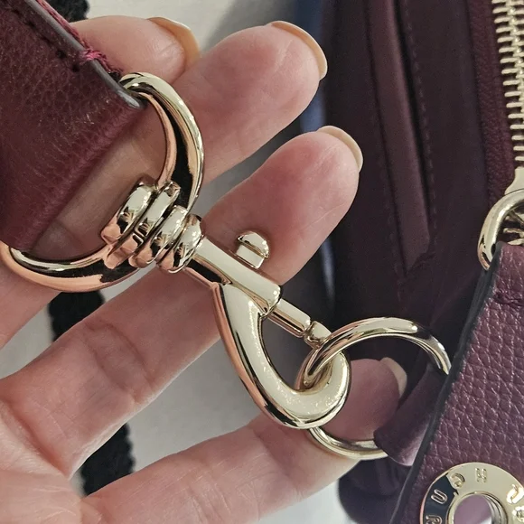 Henri Bendel Fanny/Crossbody/Belt Bag Burgundy - Picture 9 of 14